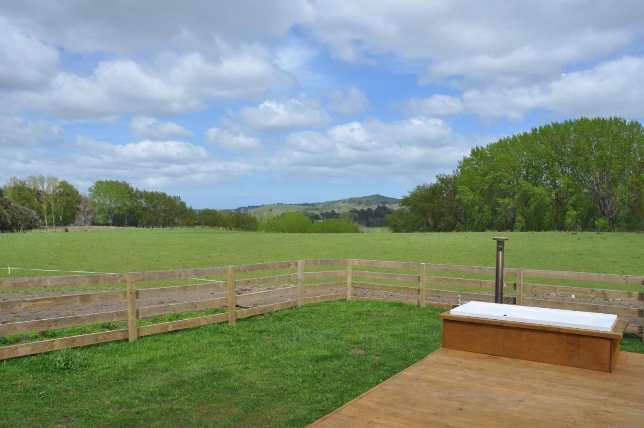 Renagour Cottage - Farmstay With Hot Tub! 왕거누이 외부 사진