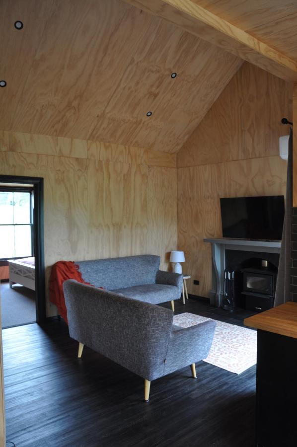 Renagour Cottage - Farmstay With Hot Tub! 왕거누이 외부 사진