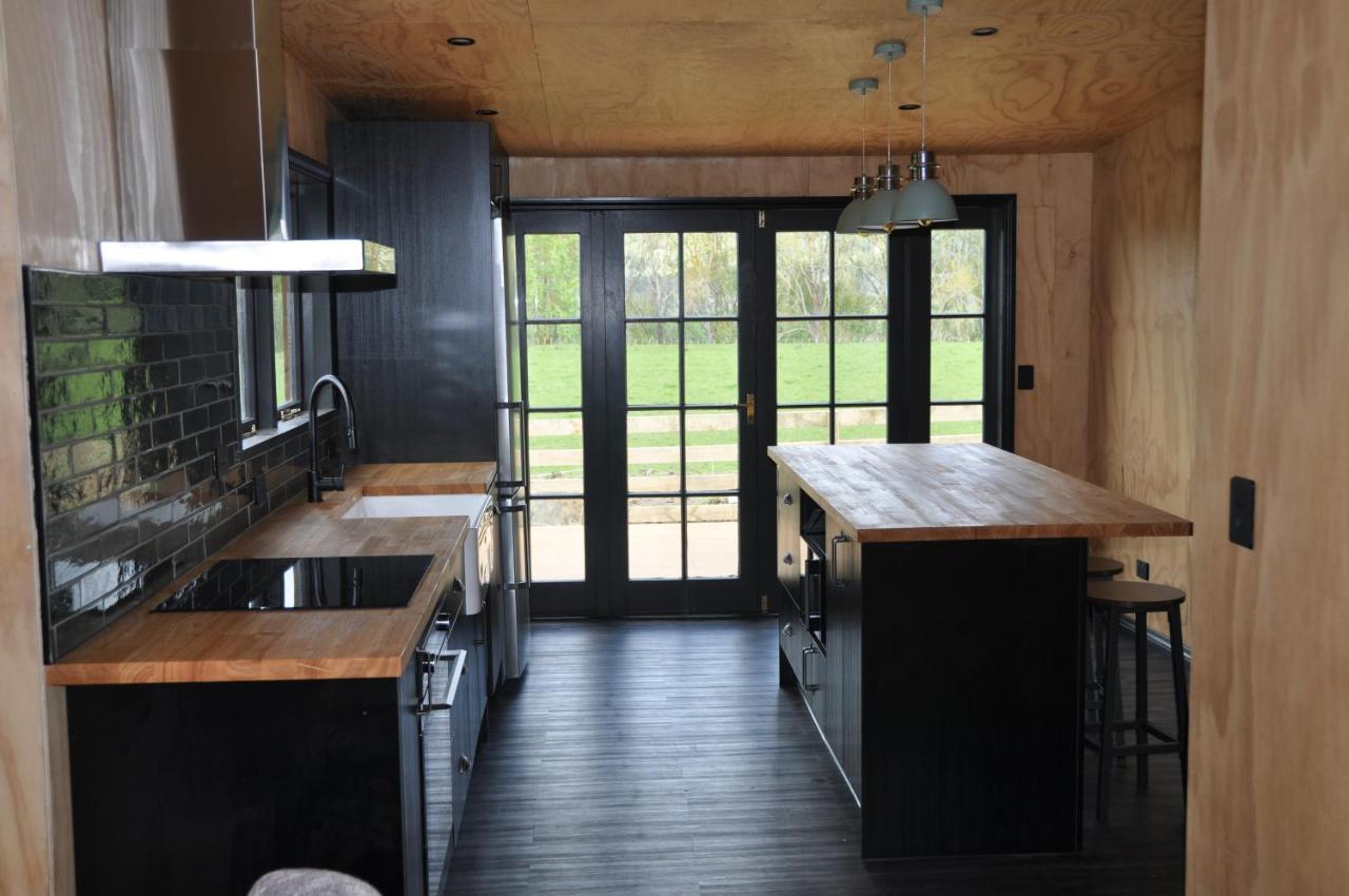 Renagour Cottage - Farmstay With Hot Tub! 왕거누이 외부 사진
