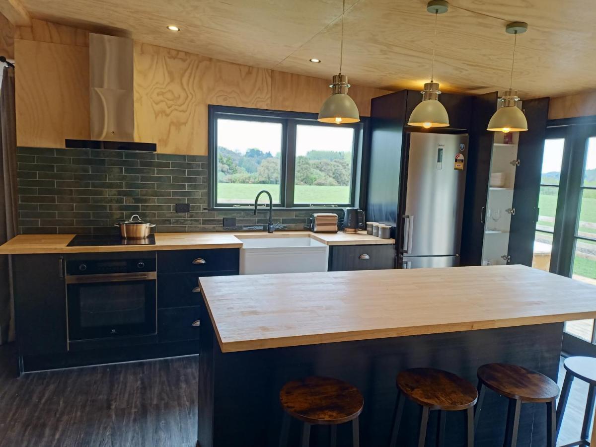 Renagour Cottage - Farmstay With Hot Tub! 왕거누이 외부 사진